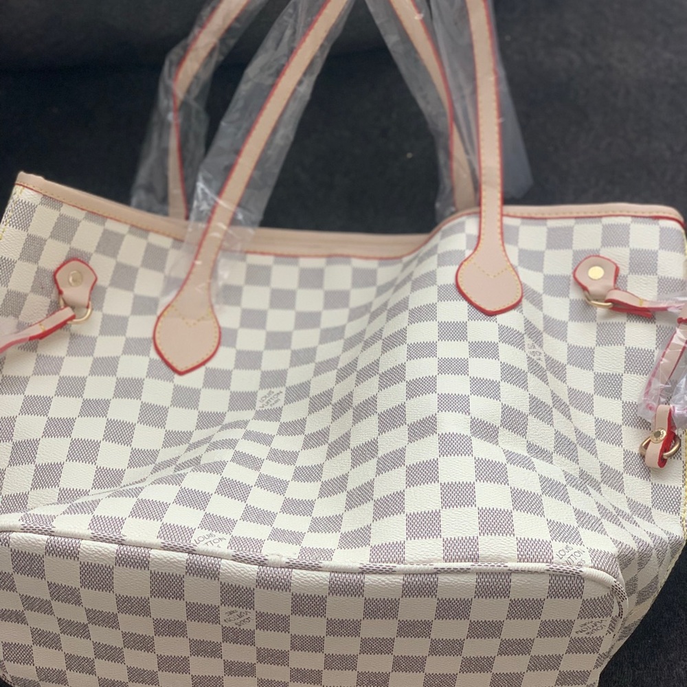 white checkered neverfull